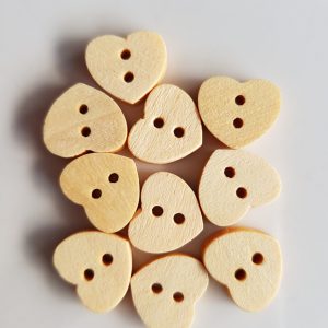 Harten houten knopen 10 stuks