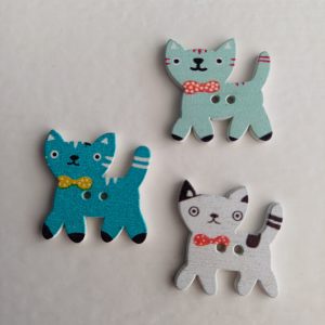 Houten knopen katjes 3 stuks