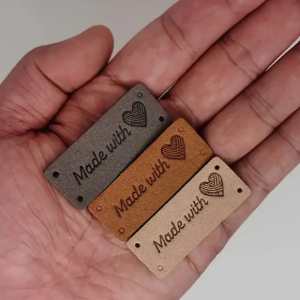 Lederen naailabels Made with ♥